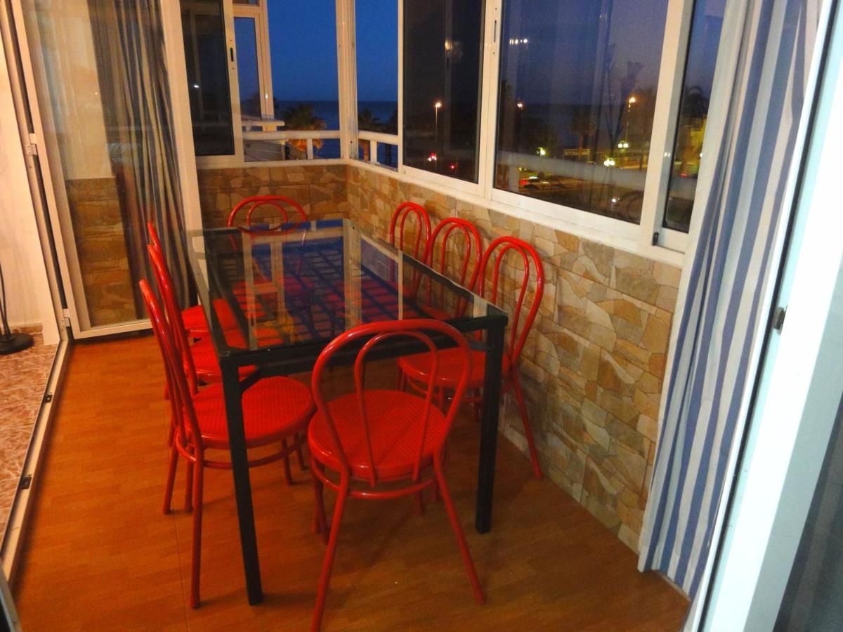 Costamar, Primera Linea De Playa, 3 Dormitorios, 2 Banos, Vistas Al Mar, Internet Wifi Y Garaje, Ideal Parejas Y Familias 贝纳尔马德纳 外观 照片